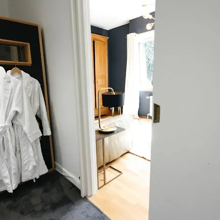 La Joséphine Avec Jardin, Sauna Et Jacuzzi Сasa de vacaciones *